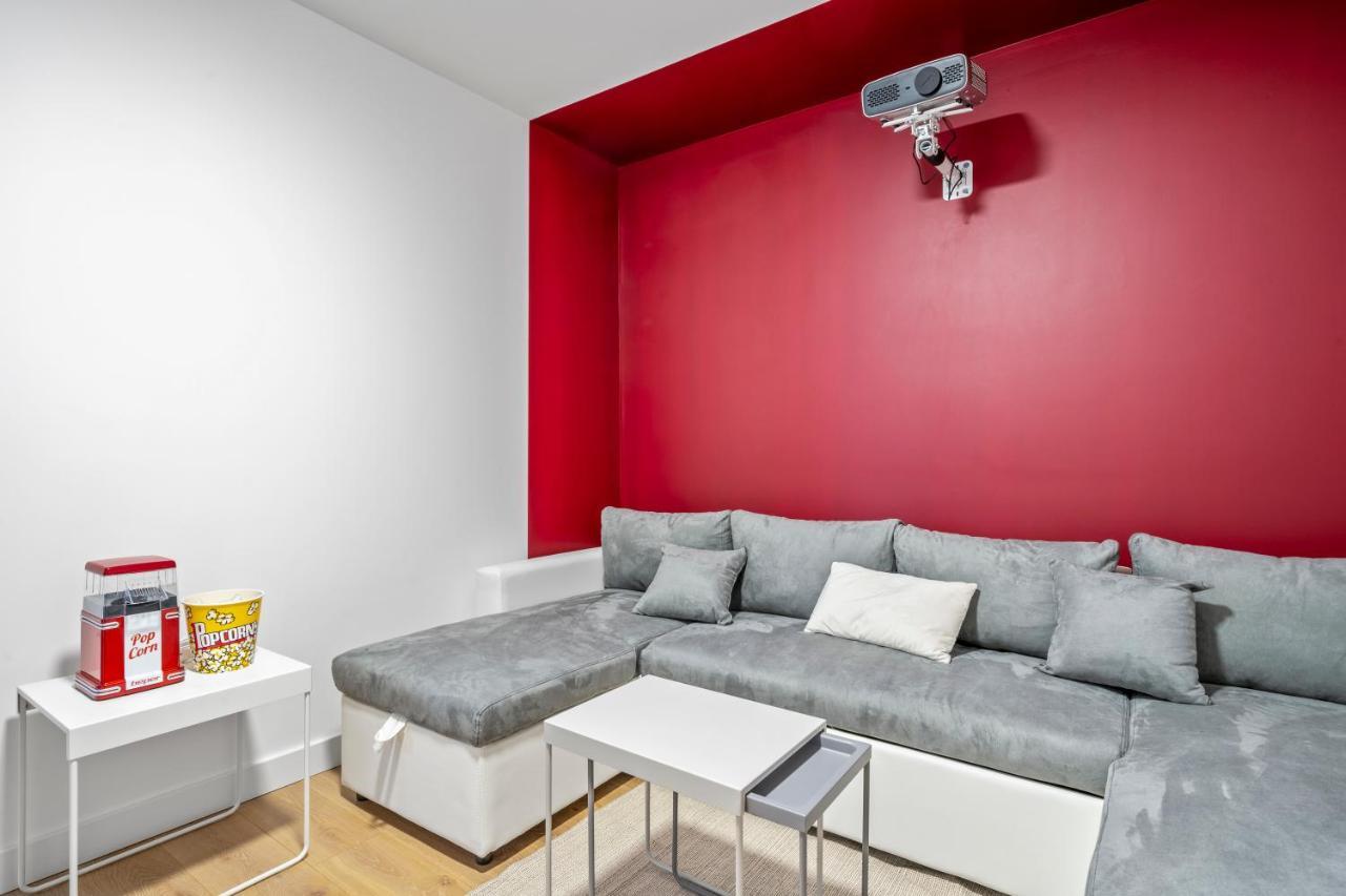 ☆le Luxe☆ Avec Cinema/terrasse En Centre Ville * Nantes